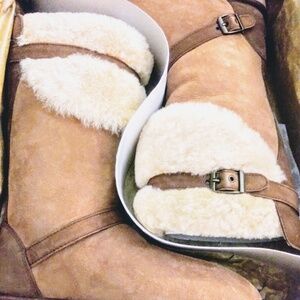 New UGG boots ( Not found in USA)